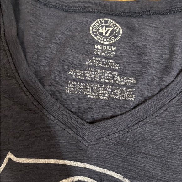 Seattle Seahawks V-Neck- Size Medium - Picture 7 of 7